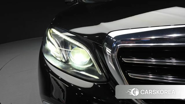 Mercedes-Benz E-Class W213 id 4637838 из Кореи 14