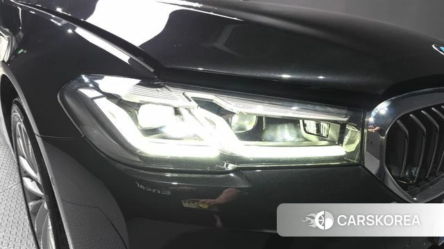 BMW 5 Series (G30) id 4330867 из Кореи 14