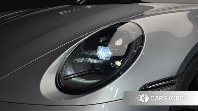 Porsche 911(992) id 4608021 из Кореи 14