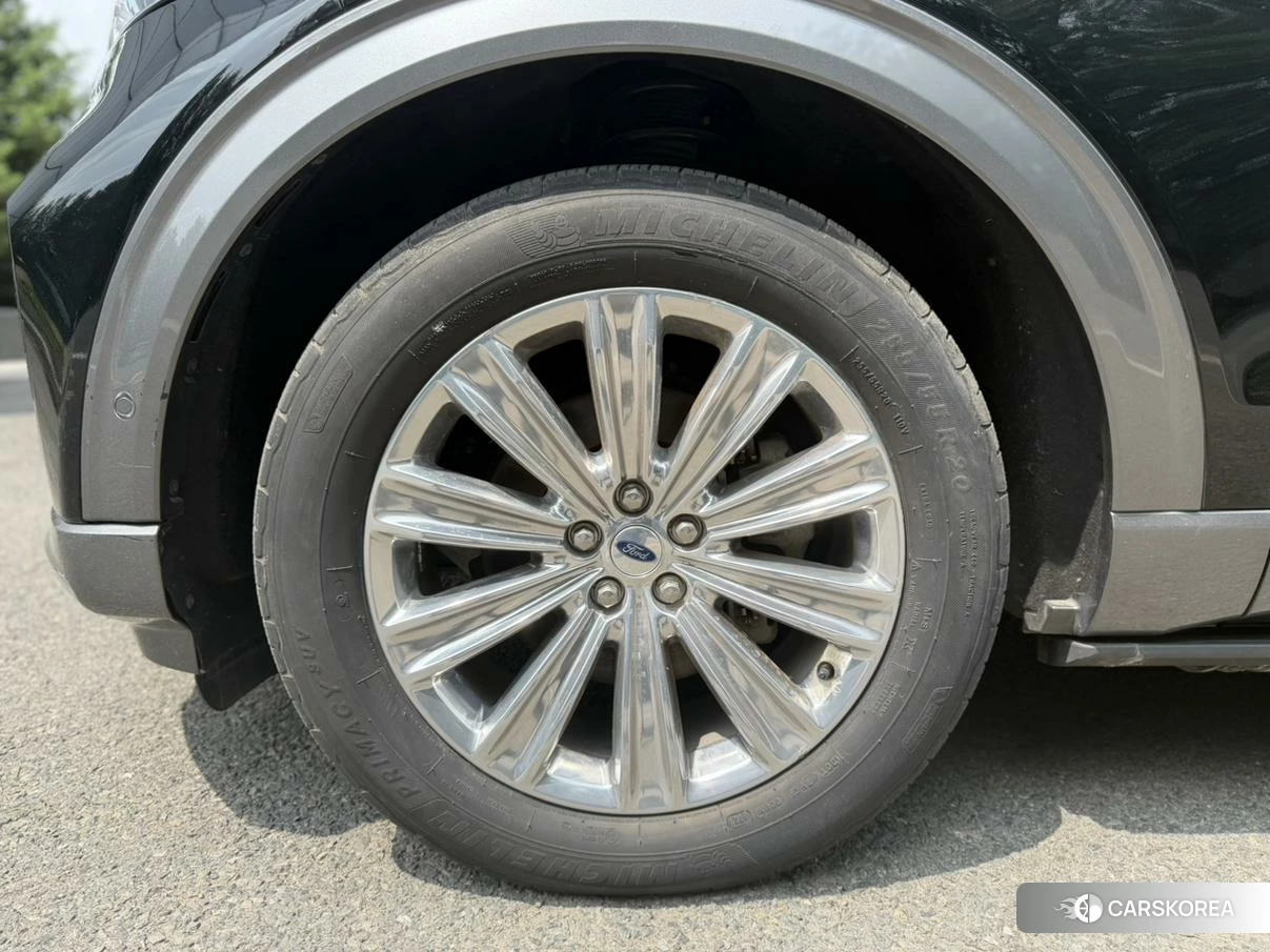 Ford Explorer id 4479683 из Китая 14