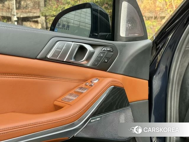 BMW X7 id 4274698 из Китая 14