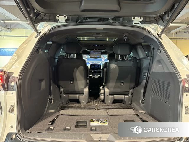 Toyota Grevia id 4259344 из Китая 14