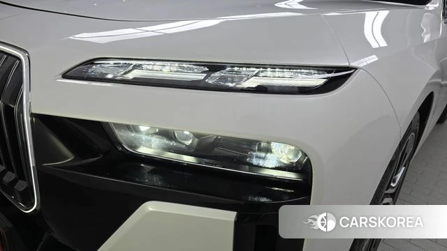 BMW 7 Series (G70) id 4407830 из Кореи 14