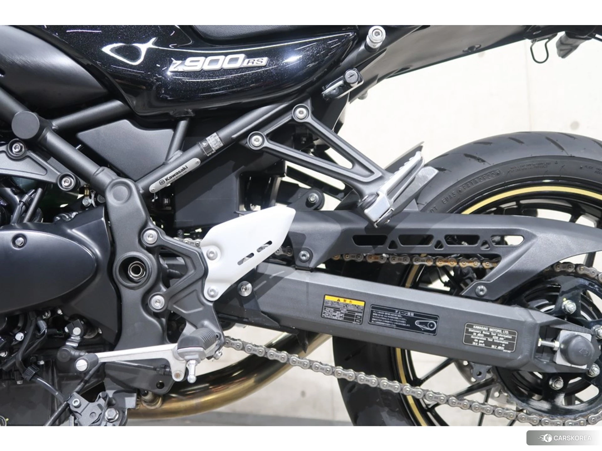 Kawasaki Z900RS CAFE id 3950321 из Японии 14