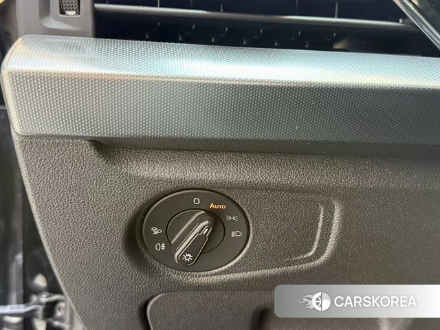 Volkswagen Passat id 4273630 из Китая 14