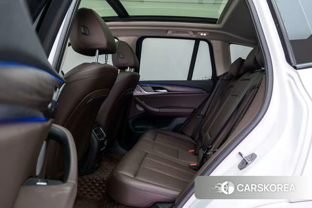 BMW X3 id 4328851 из Китая 14