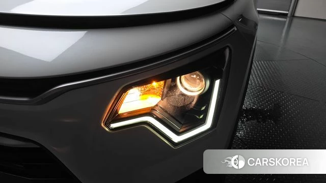 Kia Di Ol Nu Niro id 4928709 из Кореи 14
