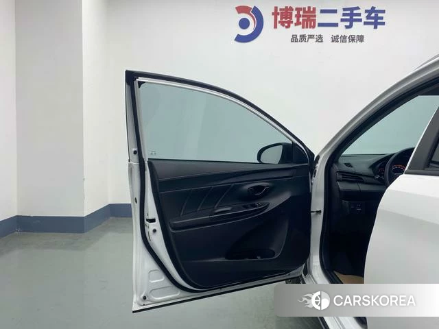 Toyota YARIS L Zhixuan id 4297814 из Китая 14