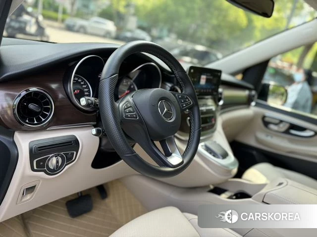 Mercedes-Benz V-class id 4271284 из Китая 14