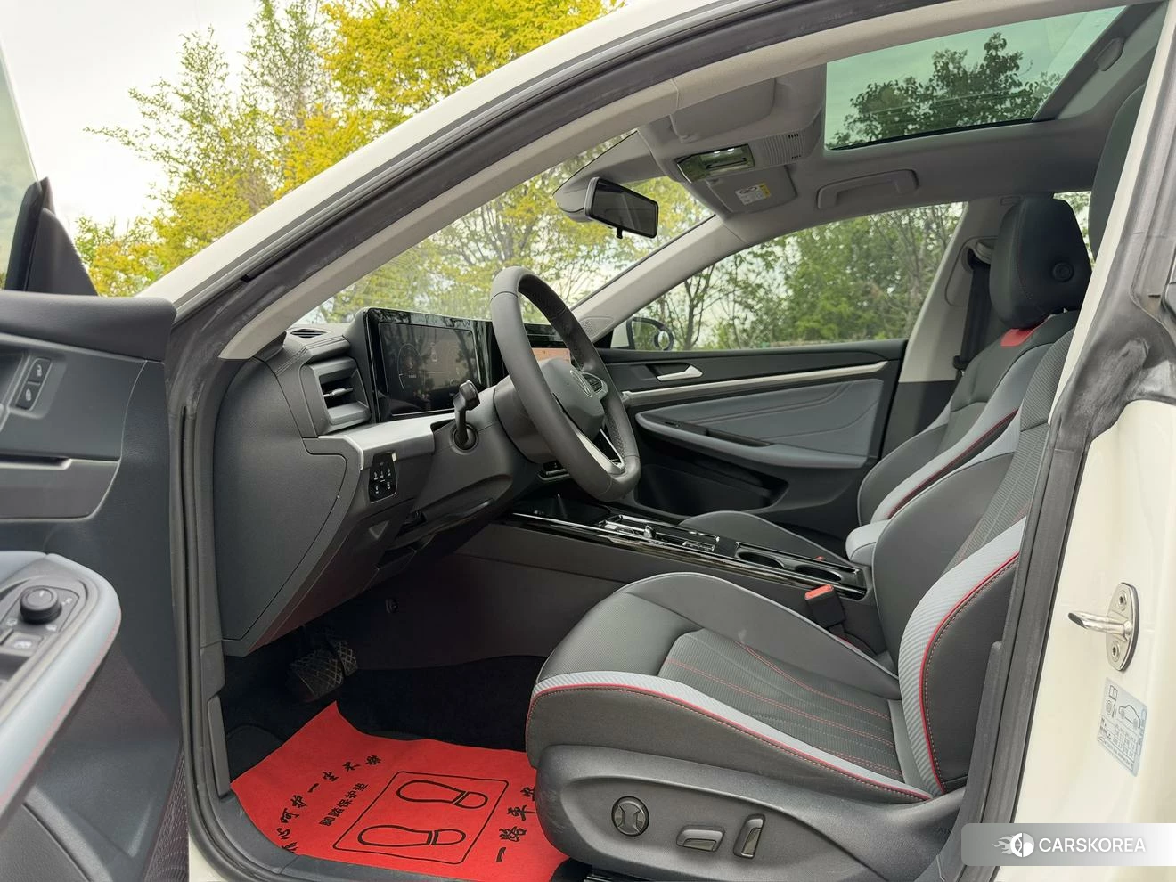 Volkswagen Lamando id 4453724 из Китая 14