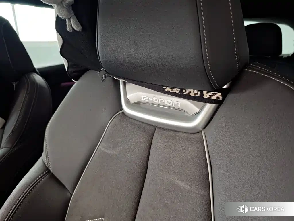 Audi Q4 e-tron id 4617105 из Китая 14
