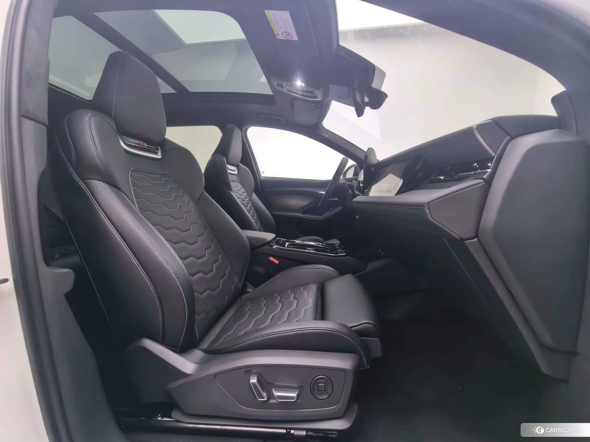 Audi Q6L e-tron id 4455102 из Китая 14