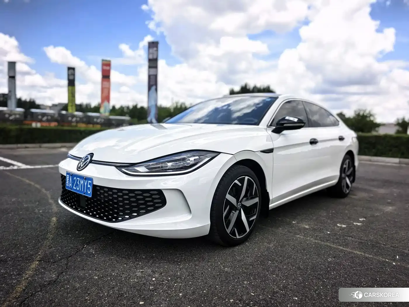 Volkswagen Lamando id 4599674 из Китая 14