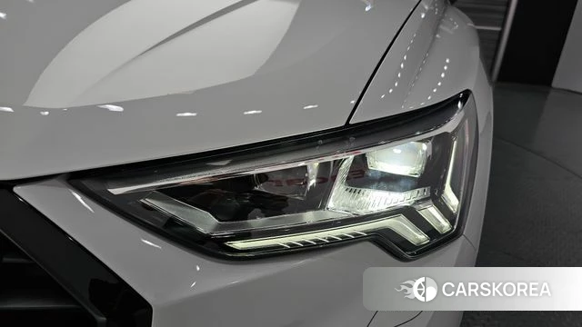 Audi Q3 (F3) id 4578459 из Кореи 14