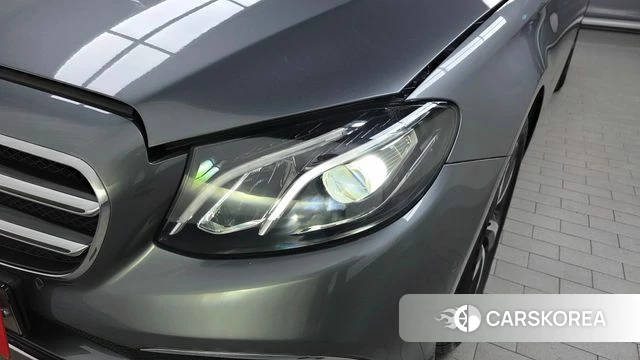 Mercedes-Benz E-Class W213 id 4232220 из Кореи 14