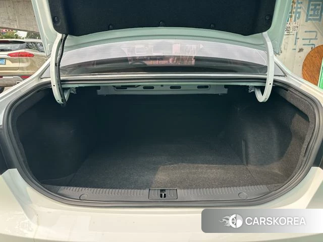 Roewe i6 classic id 4214141 из Китая 14