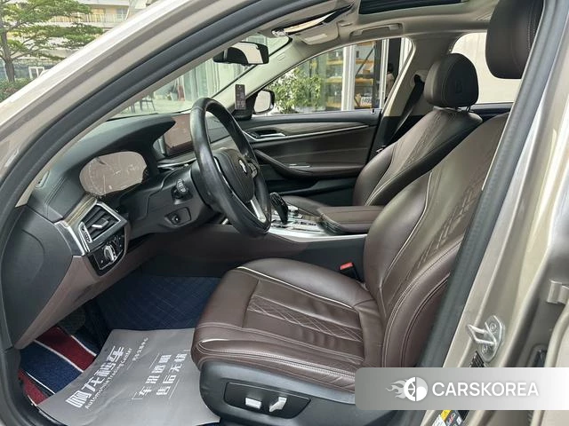 BMW 5 series PHEV id 4227936 из Китая 14