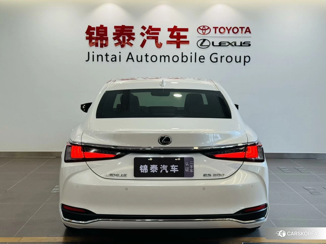 Lexus ES id 4499081 из Китая 14