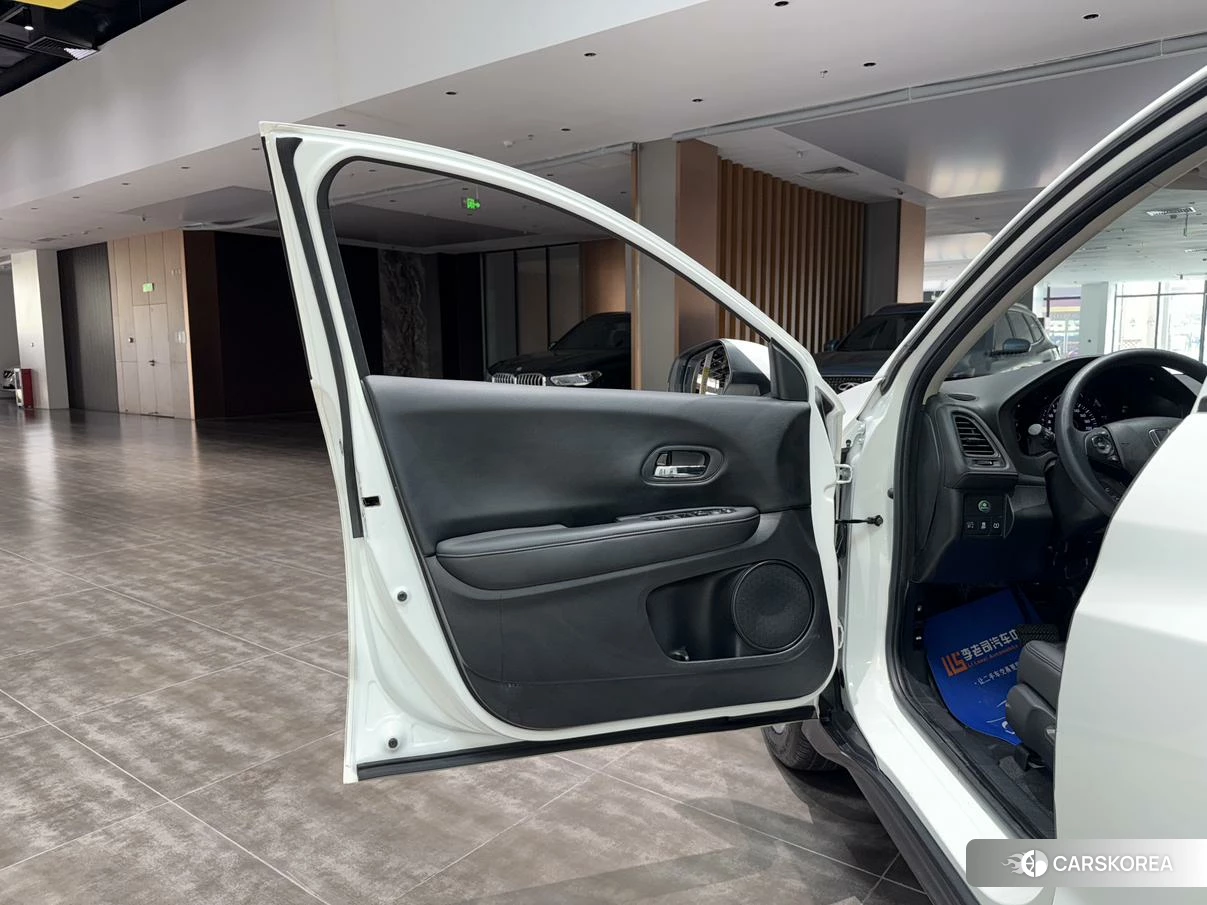 Honda Vezel id 4479464 из Китая 14