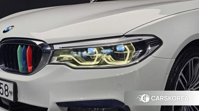 BMW 5 Series (G30) id 4776045 из Кореи 14