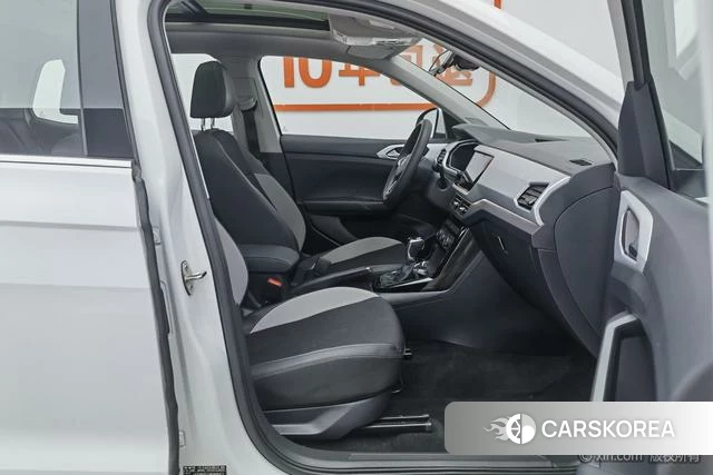 Volkswagen Exploring the shadow id 4273835 из Китая 14