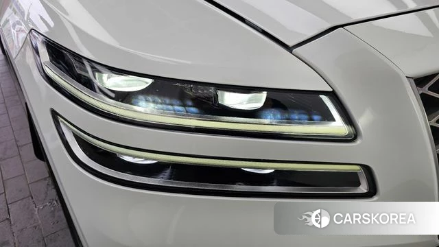 Genesis GV80 id 4490101 из Кореи 14