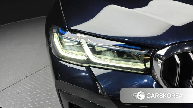BMW 5 Series (G30) id 4618388 из Кореи 14