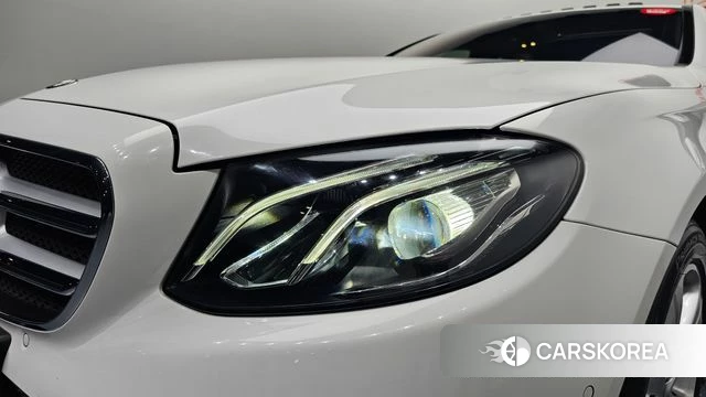 Mercedes-Benz E-Class W213 id 4596390 из Кореи 14