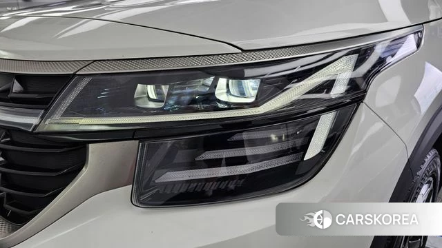 Kia The New Seltos id 4834384 из Кореи 14
