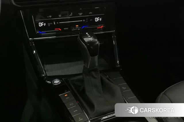 Volkswagen Passat PHEV id 4276227 из Китая 14