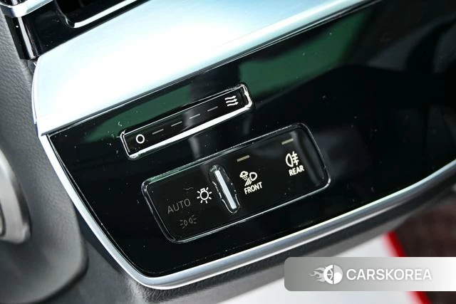 Audi A8 PHEV id 4298109 из Китая 14
