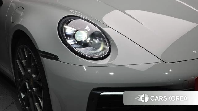 Porsche 911(992) id 4676838 из Кореи 14