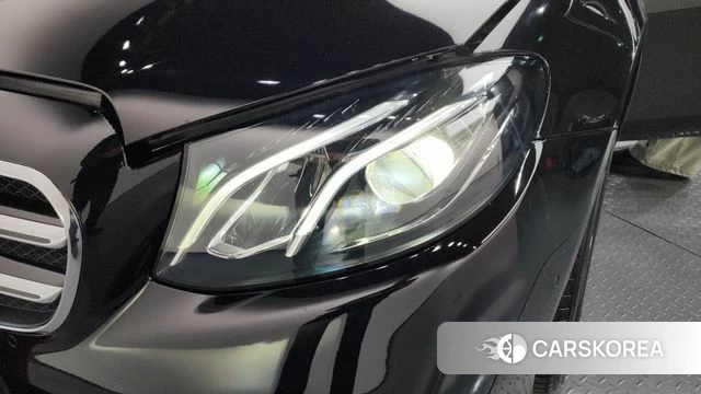 Mercedes-Benz E-Class W213 id 4304529 из Кореи 14