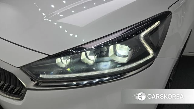 Kia Come New K7 id 4430350 из Кореи 14