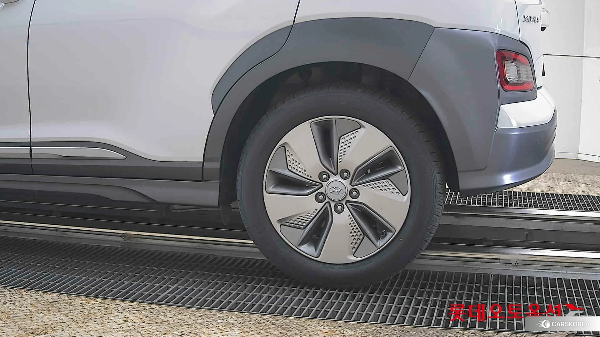 Hyundai KONA Electric id 3882054 из Кореи 14