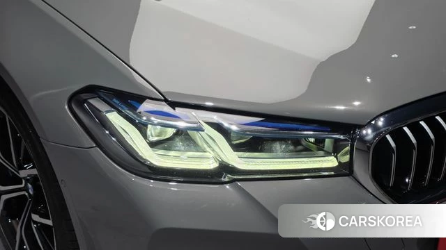 BMW 5 Series (G30) id 4604380 из Кореи 14
