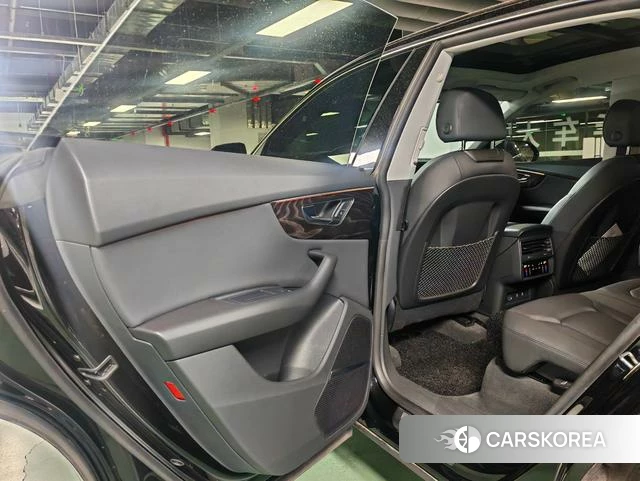 Audi Q8 id 4300469 из Китая 14