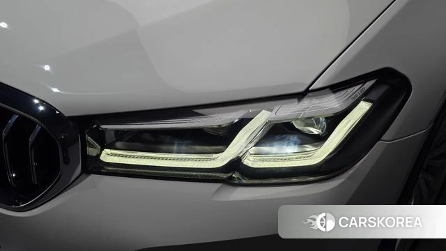 BMW 5 Series (G30) id 4691822 из Кореи 14