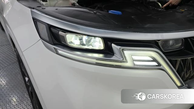 Kia Carnival 4th generation id 4245113 из Кореи 14