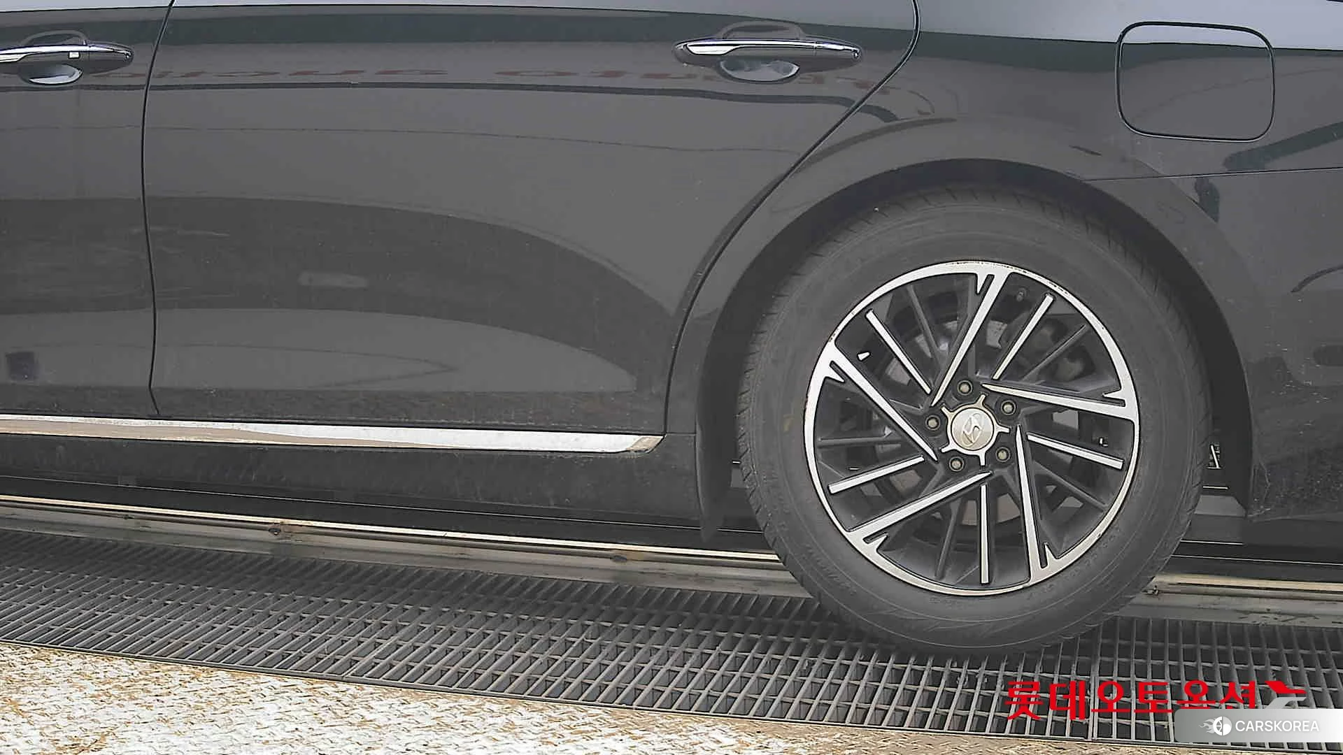 Hyundai Grandeur id 3888334 из Кореи 14