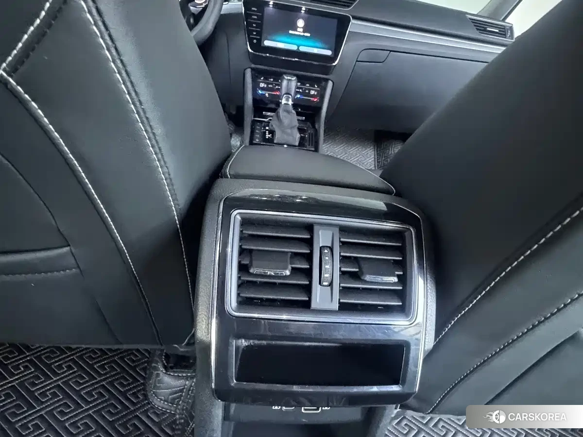 Skoda Superb id 4685929 из Китая 14