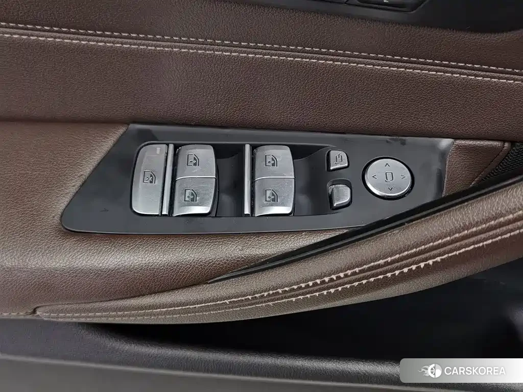 BMW 5 series id 4577843 из Китая 14