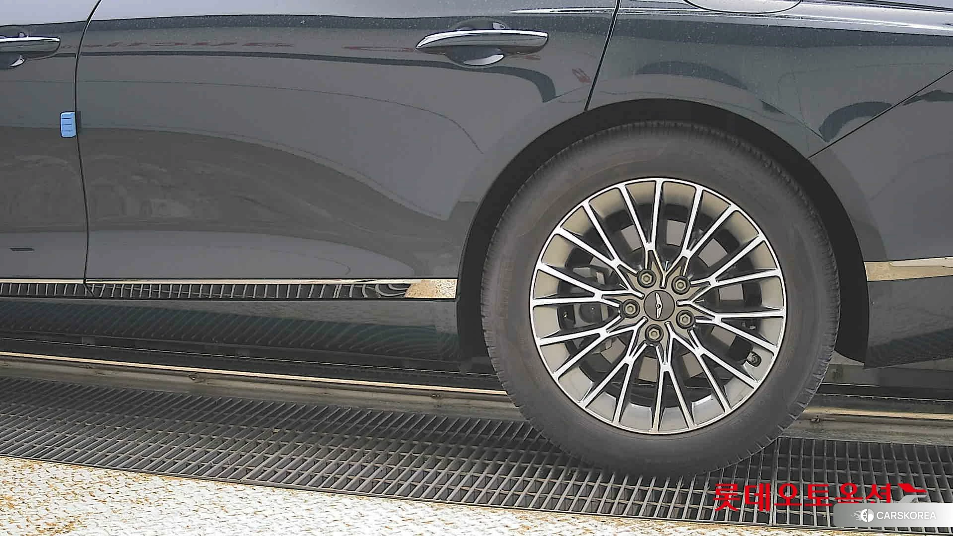 Hyundai G80 id 4296749 из Кореи 14