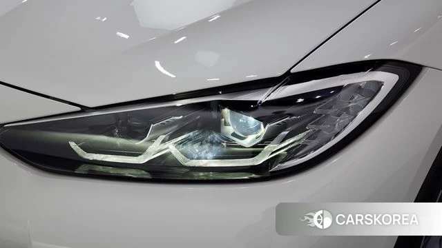 BMW i4 id 4388947 из Кореи 14