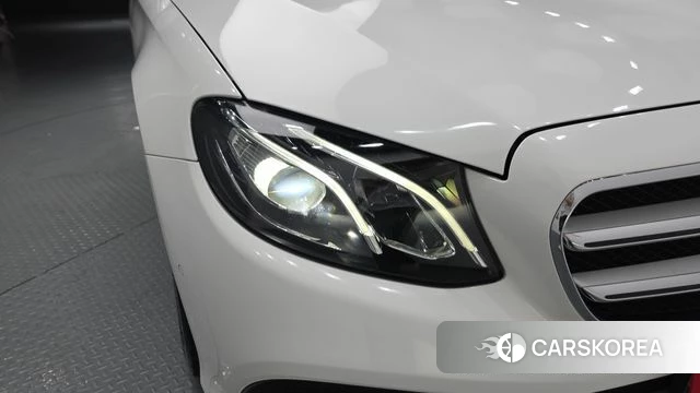 Mercedes-Benz E-Class W213 id 4425068 из Кореи 14