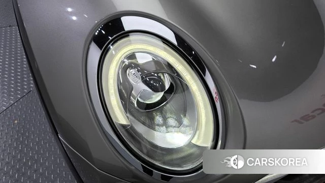 Mini Cooper D Clubman id 4304733 из Кореи 14
