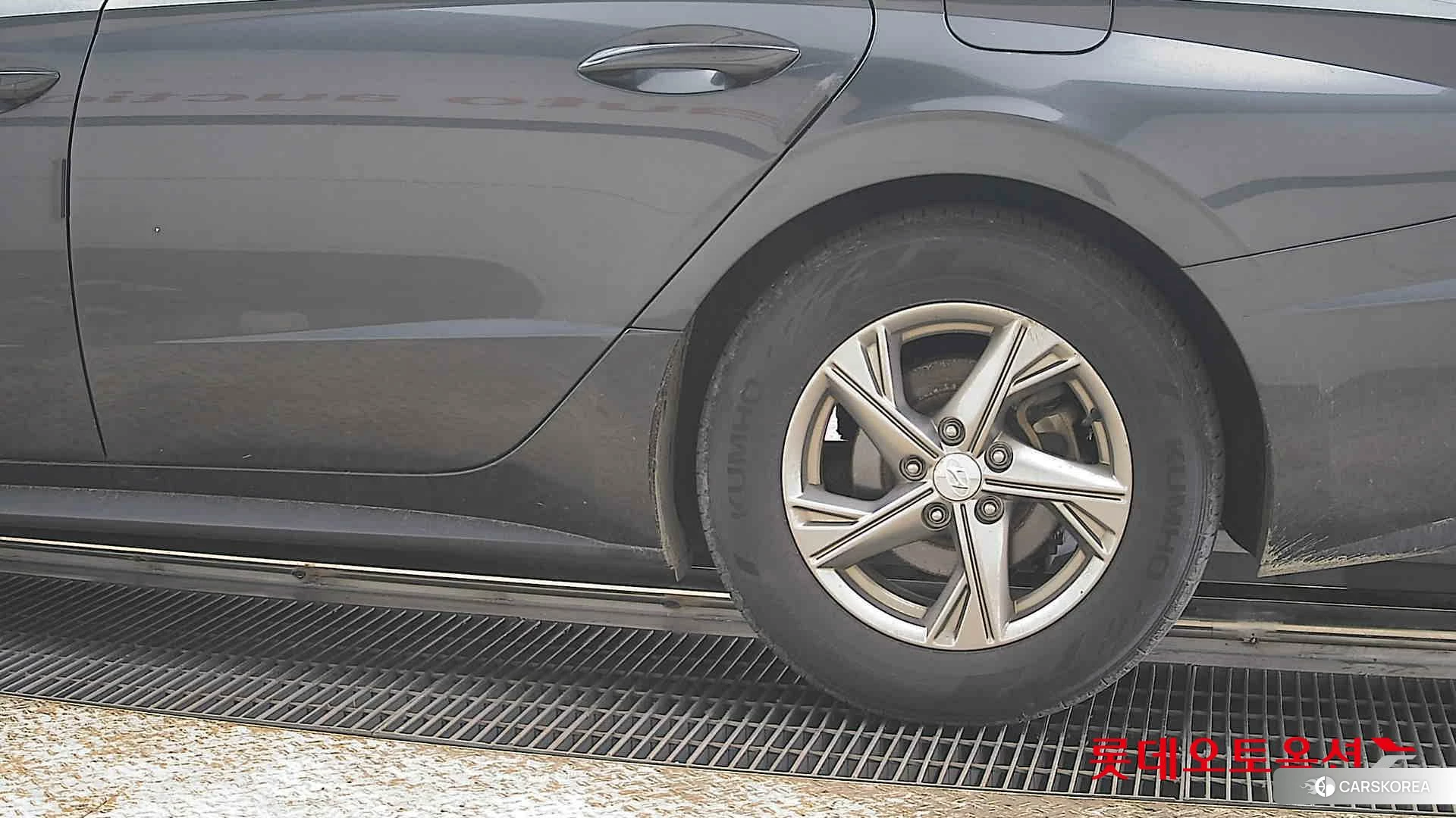 Hyundai Sonata id 3882007 из Кореи 14