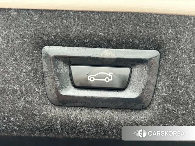 BMW 5 series PHEV id 4209456 из Китая 14