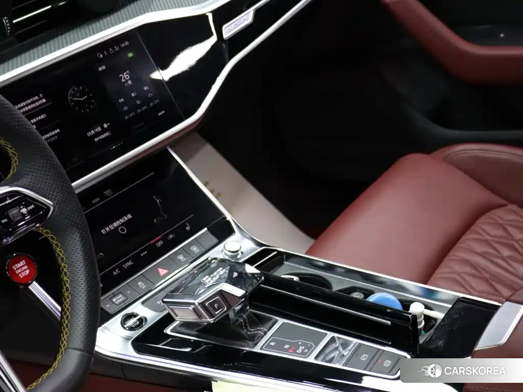 Audi A7L id 4622693 из Китая 14