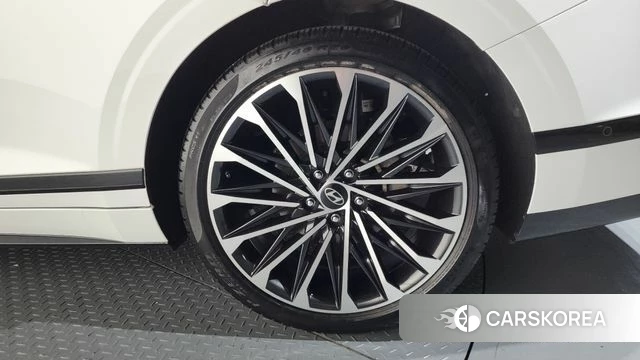 Hyundai Grandeur Hybrid (GN7) id 4248759 из Кореи 14